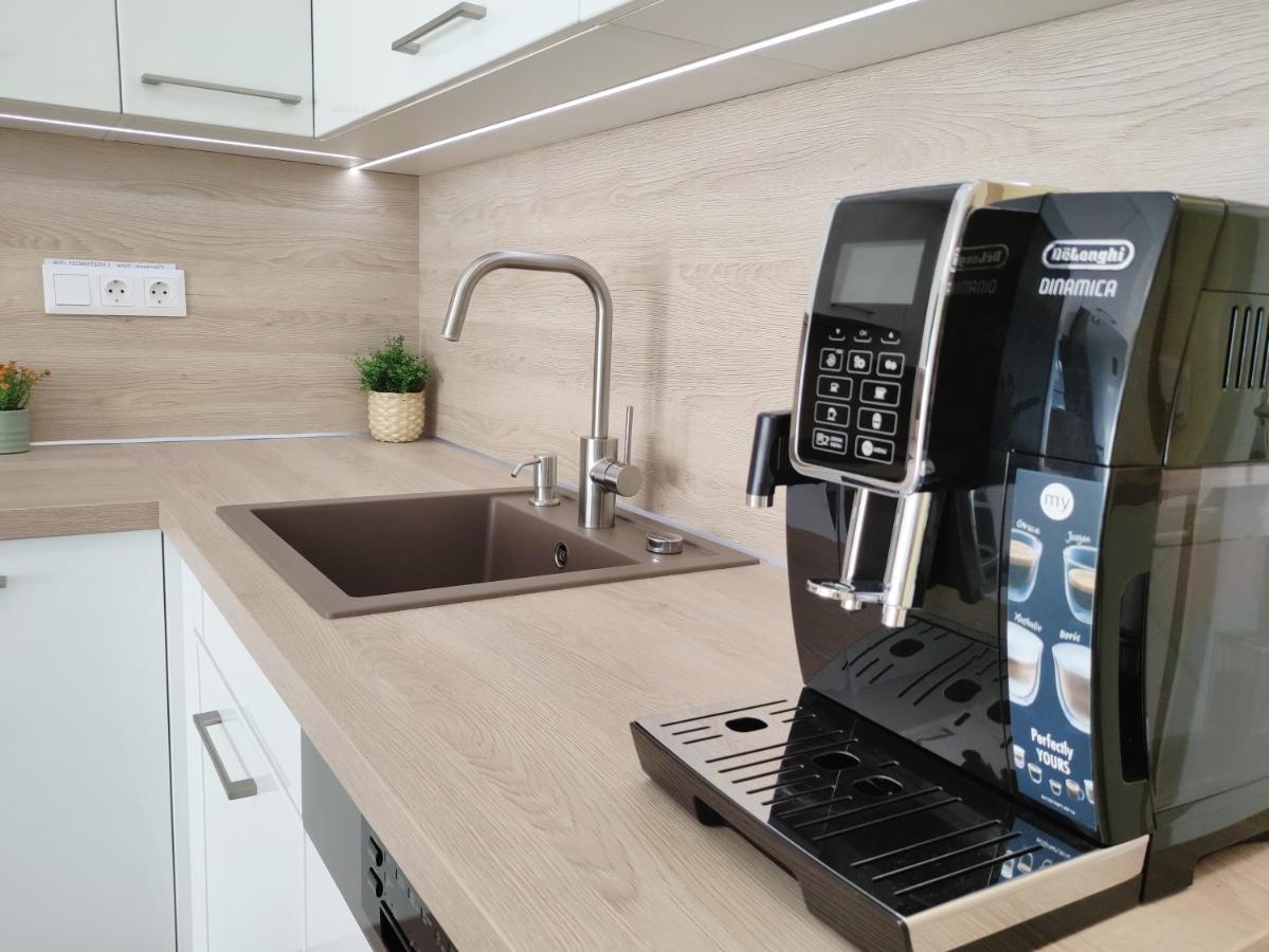 Nest2 Apartments Кестхей Екстер'єр фото