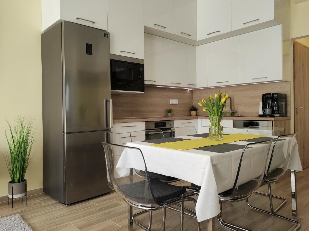 Nest2 Apartments Кестхей Екстер'єр фото