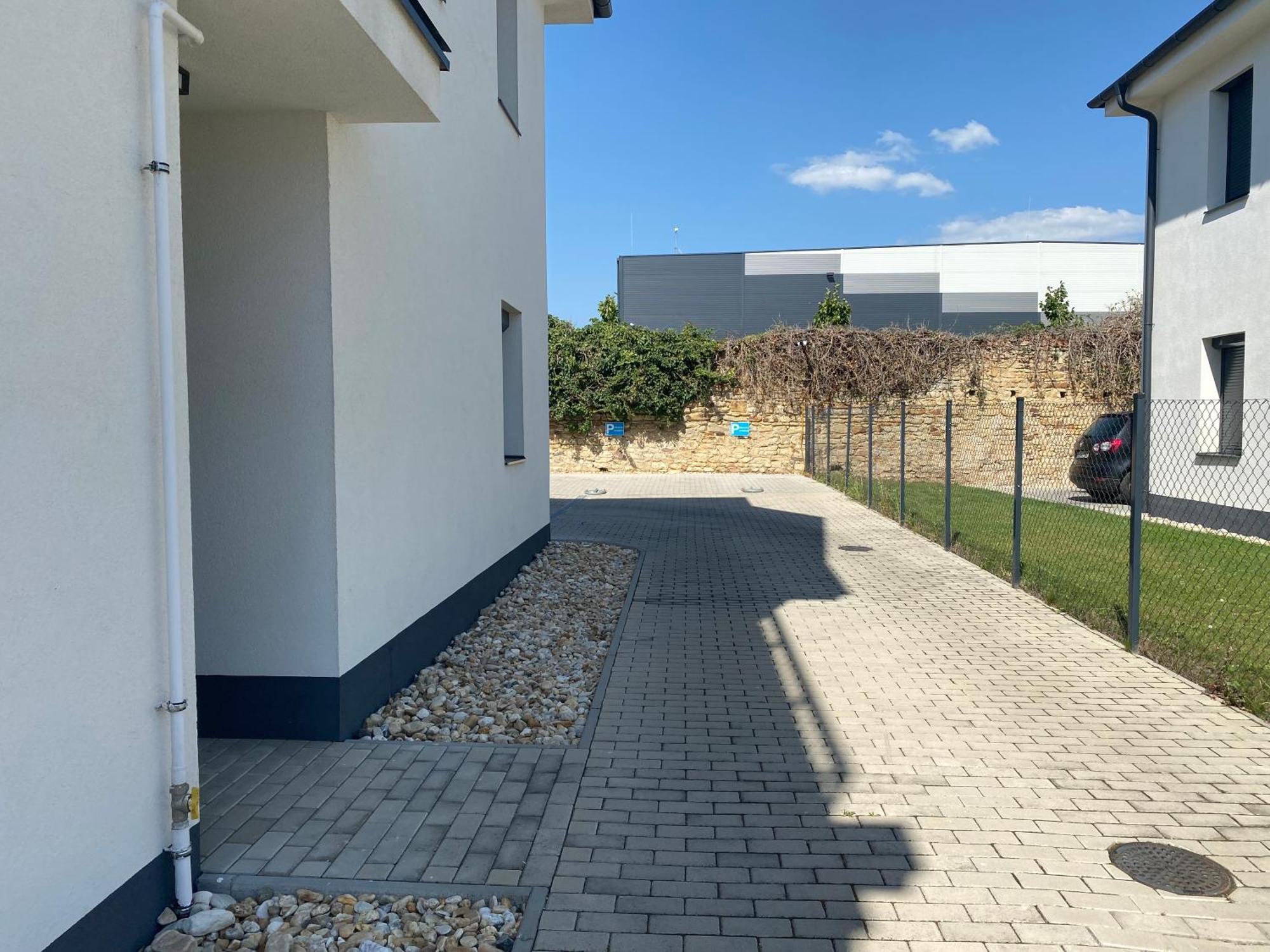 Nest2 Apartments Кестхей Екстер'єр фото