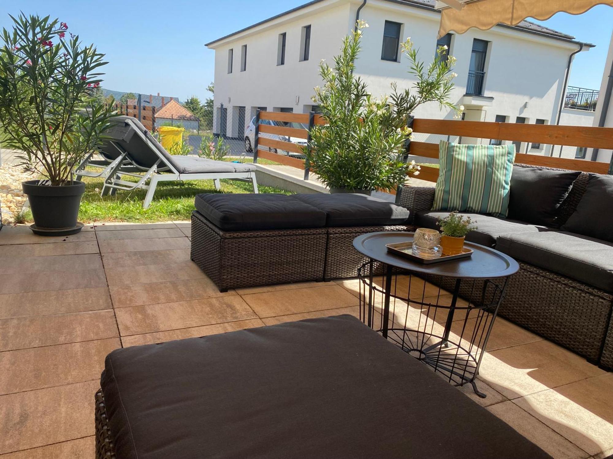 Nest2 Apartments Кестхей Екстер'єр фото